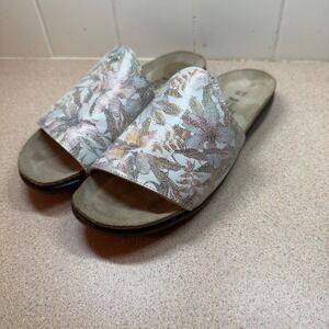 NAOT Women's Floral Metallic Leather‎ Slide Sandals Size 41 EU 10 US Comfort